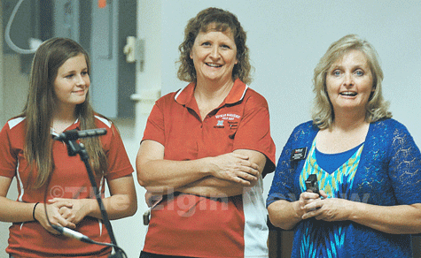 ffa-anne-meis-necc-elgin-review Elgin FFA President Marie Meis (l), her mother Anne Meis (c) and Northeast Community College Dean of Agriculture, Math & Science Corinne Morris (r). The Elgin Review